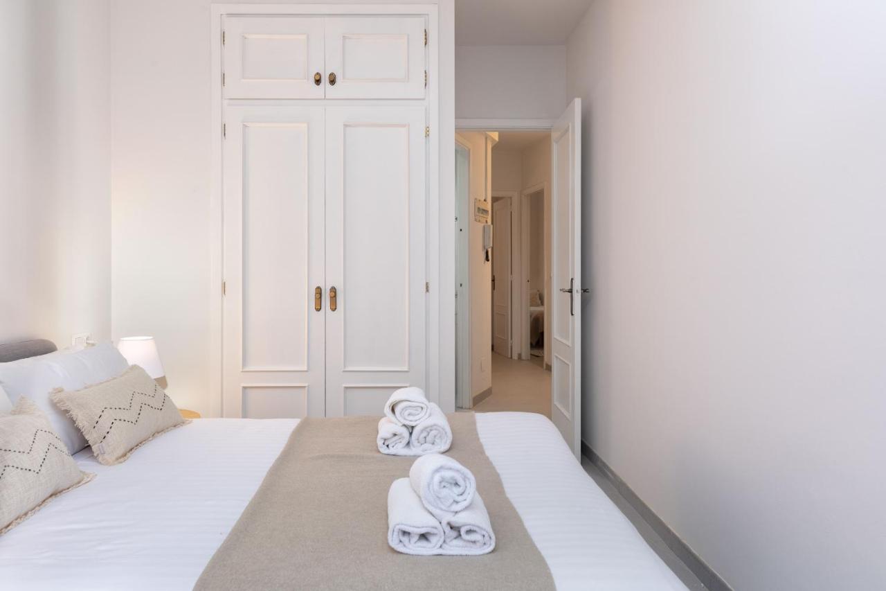 Appartement Flateli Cort Reial 10 à Gérone Extérieur photo