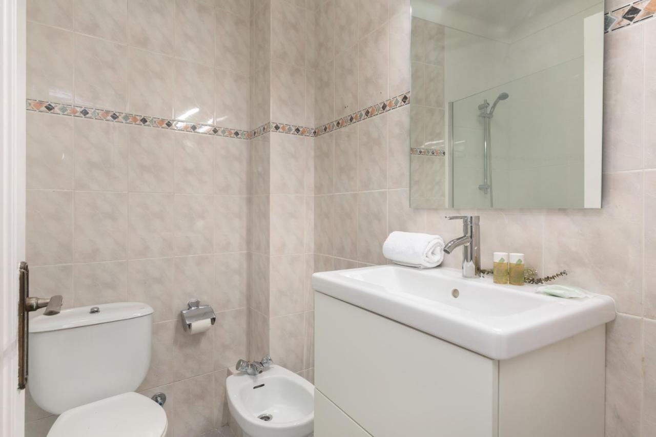 Appartement Flateli Cort Reial 10 à Gérone Extérieur photo